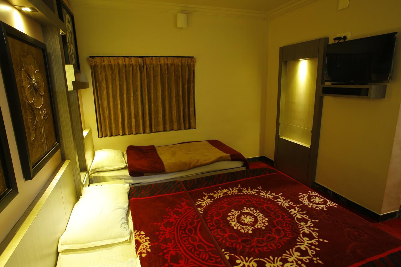 Hotel City Palace Udagamandalam Exterior foto